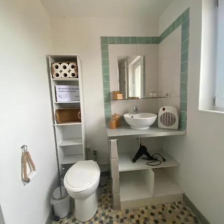 בית אירוח Safari Individuelle Avec Partie Commune A 6min De L A26 Et 15 Min De Stomer, Lumbres Et Aire Sur La Lys *